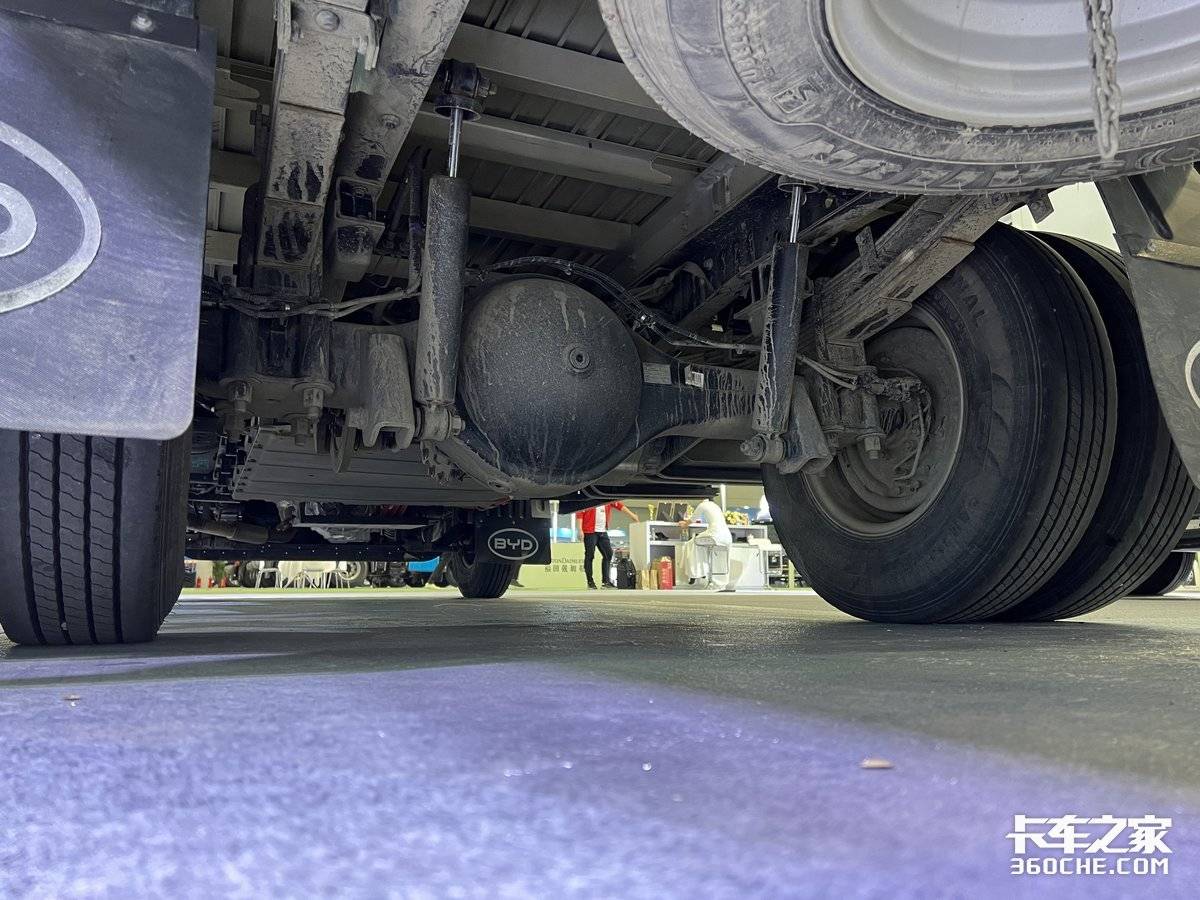 图片[2]-比亚迪又掀桌子！T5DM混动轻卡续航1000km，只要13.98万！-创淘项目网